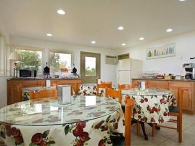 Motel Lakeview 2*
